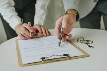 ชาวต่างชาติสามารถซื้ออสังหาริมทรัพย์ในภูเก็ตได้โดยไม่ต้องมีทนายความหรือไม่
